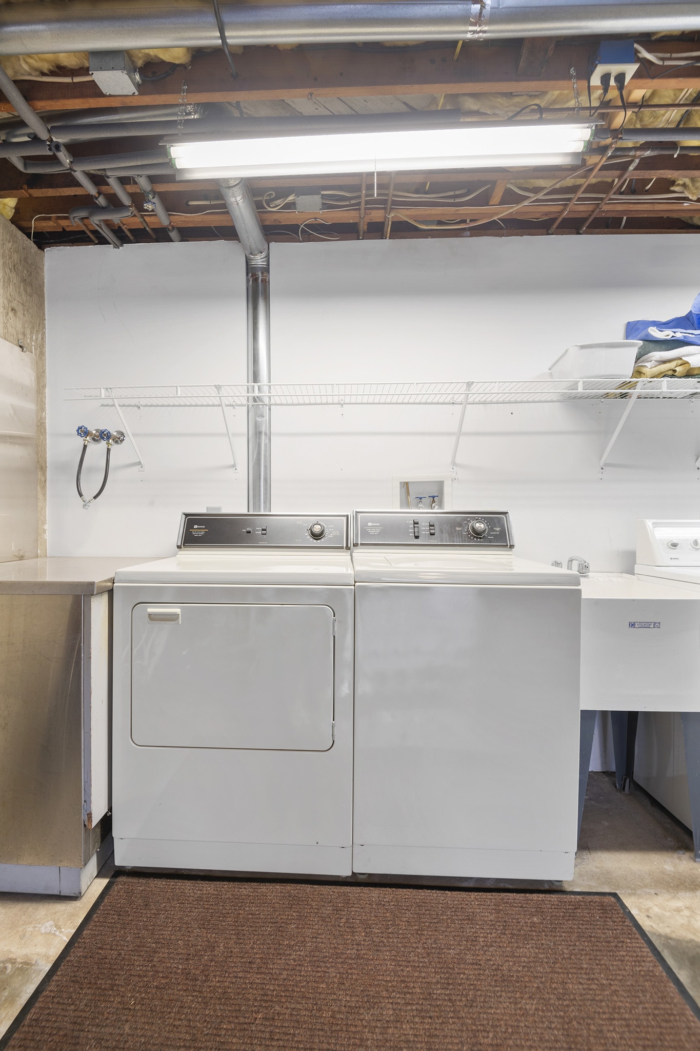 Laundry - 755 Weidman Rd