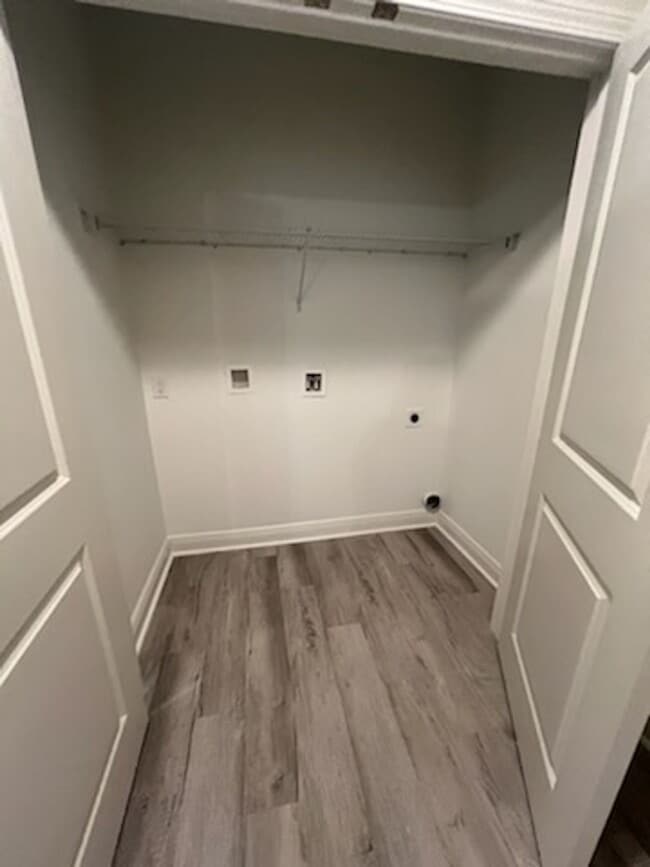 Building Photo - New Apartments - $1350 2 Bedroom 2.5 Bathr...