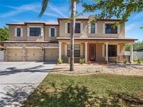 Building Photo - St Cloud Beauty