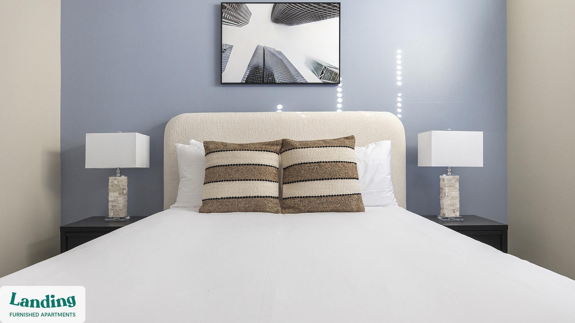 Building Photo - 1000 S Broadway