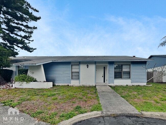 Building Photo - 2024 Sheffield Ct