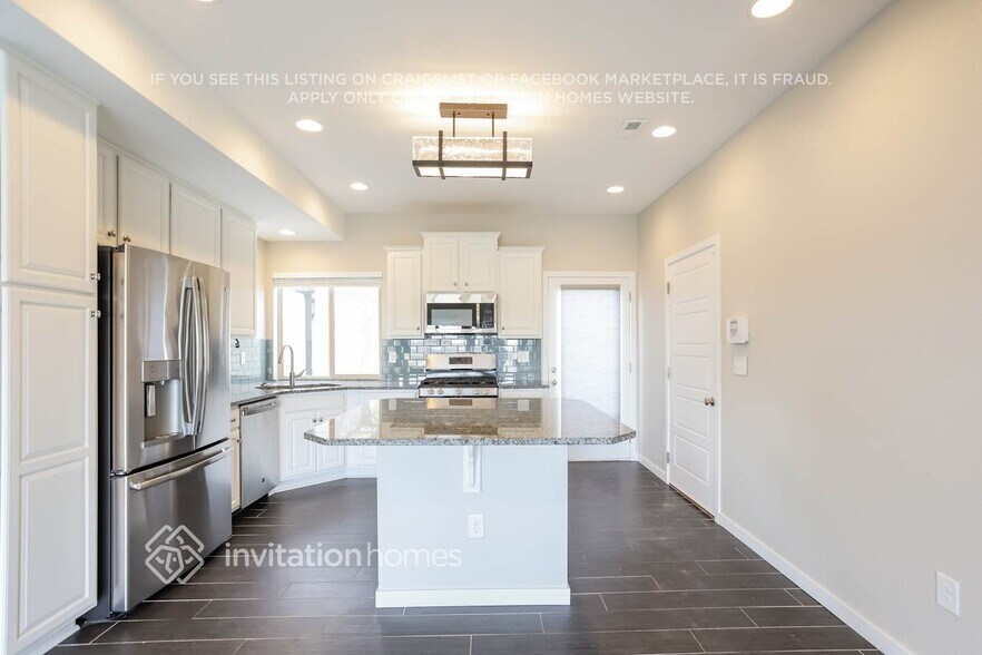 Building Photo - 4892 Halifax Ct