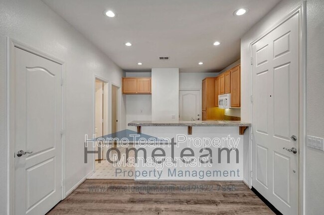 Building Photo - 263 Aventura Dr