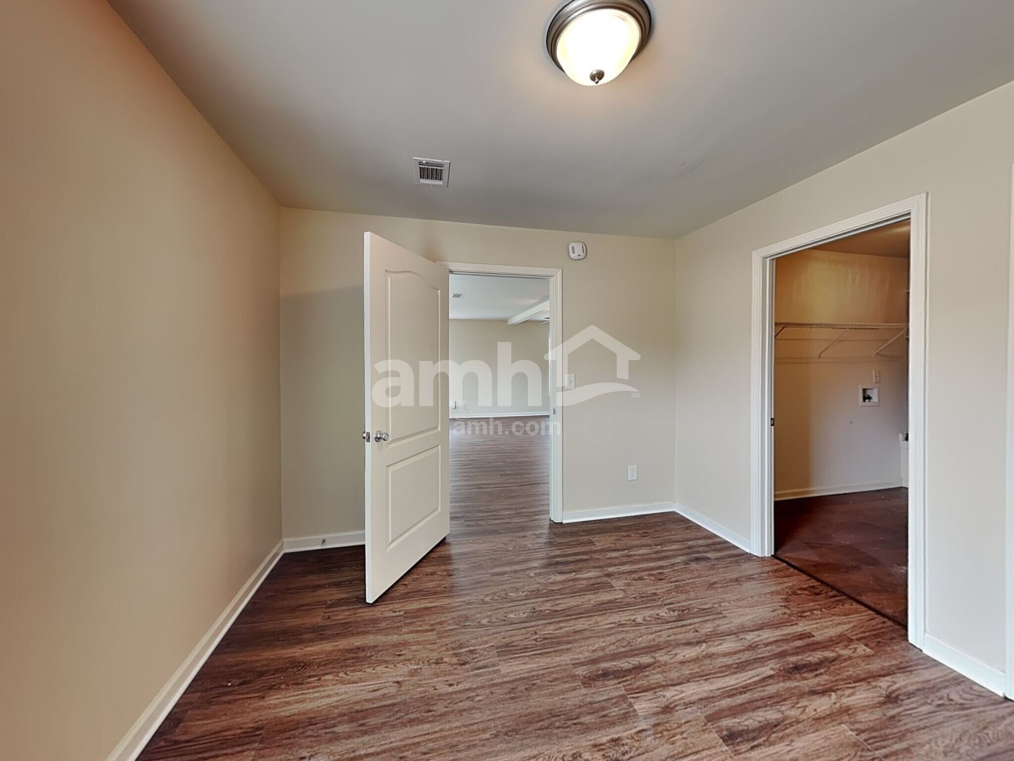 Building Photo - 143 Hawken Trail