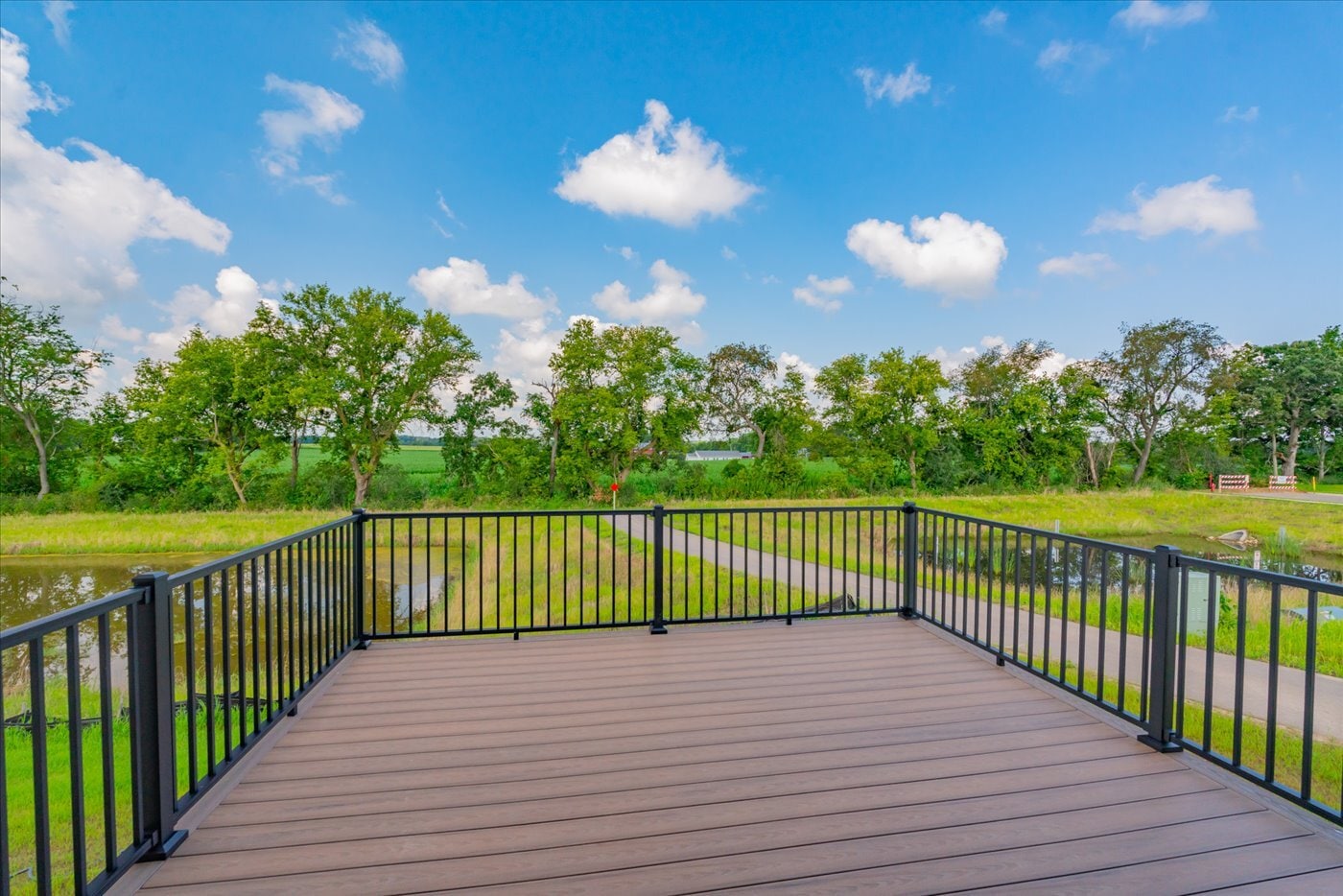 Building Photo - 1430 Palm Grass Way