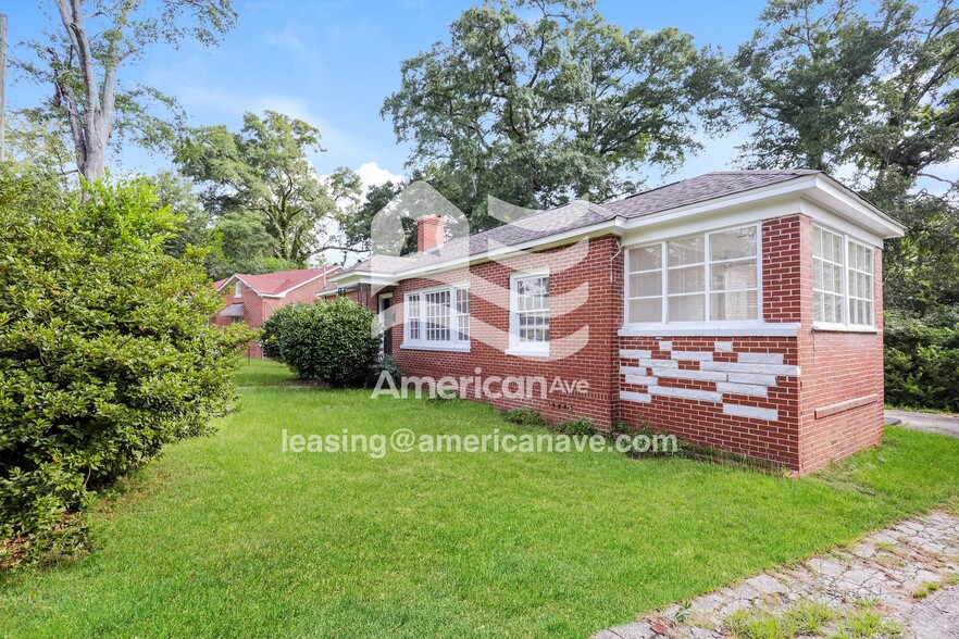 Building Photo - 724 Coolidge Ave