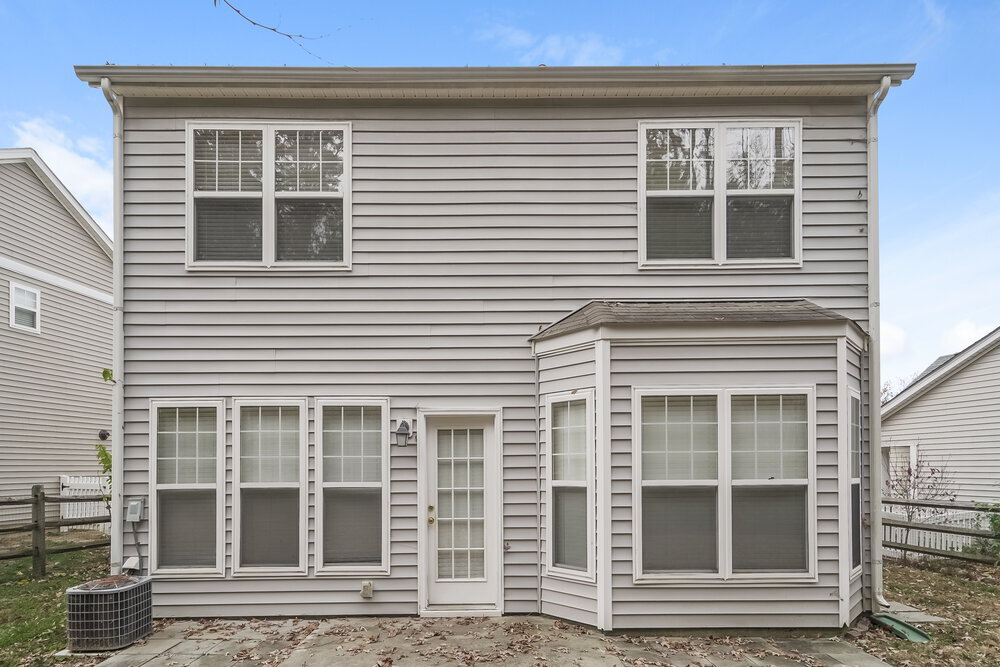 Building Photo - 10142 Old Carolina Dr