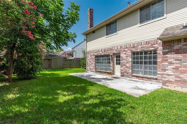 Building Photo - 2105 Spyglass Dr