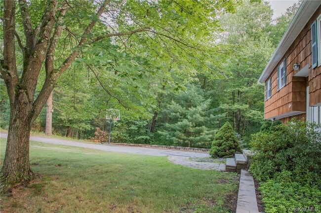 Building Photo - 8 Fillmore Ct