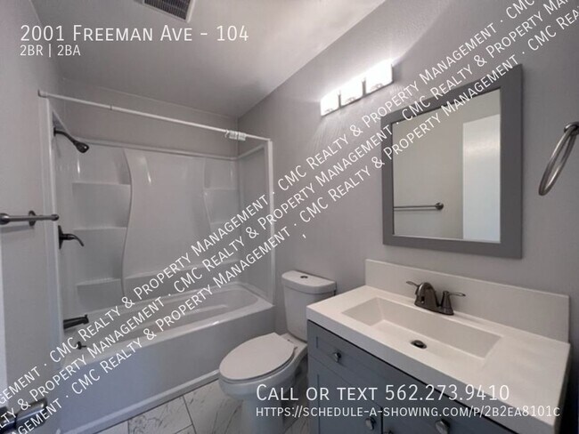 Building Photo - Large Condo In Signal Hill