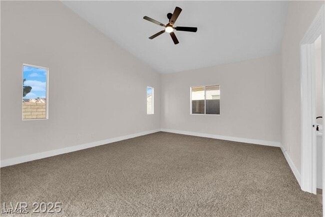 Building Photo - 632 Hitchen Post Dr