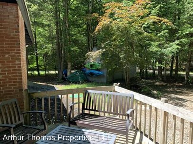 Building Photo - 3 br, 2 bath House - 32  St Moritz Street