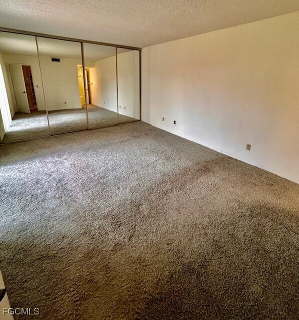 Building Photo - 1408 Park Shore Cir