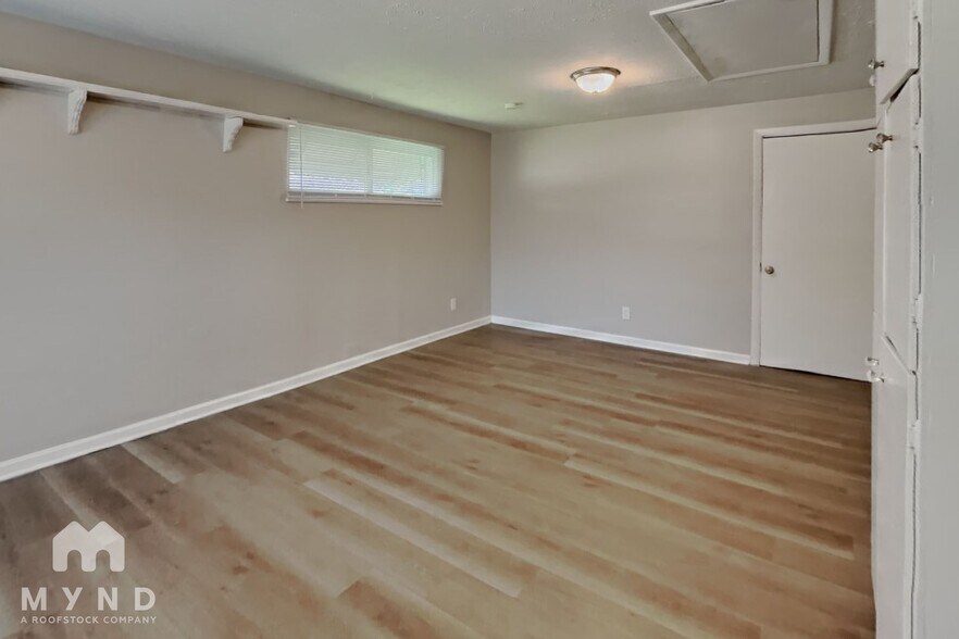 Building Photo - 1739 Pickering Dr