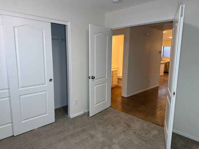 Building Photo - 3922 N Creosote Ct