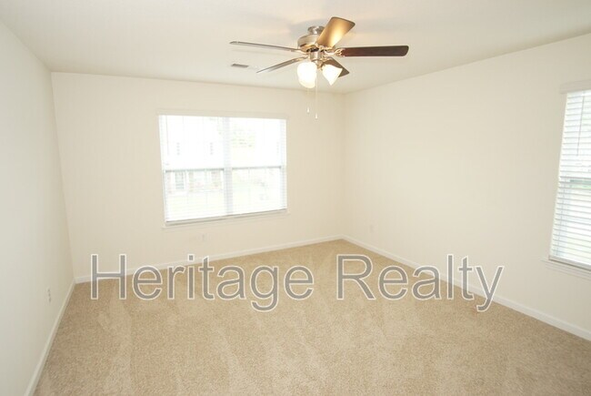Building Photo - 1537 Sergeant Ln