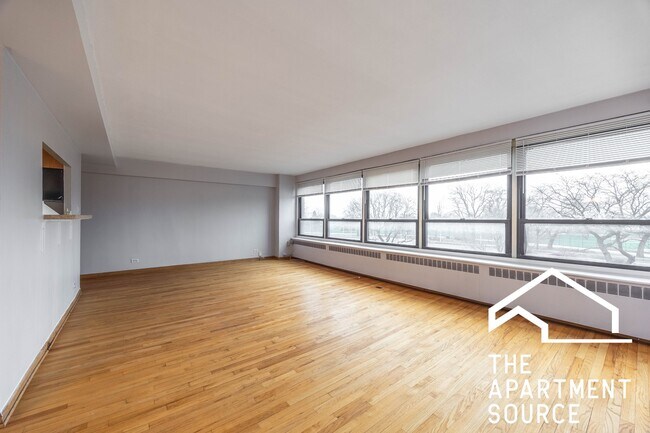 Building Photo - 4180 N Marine Dr