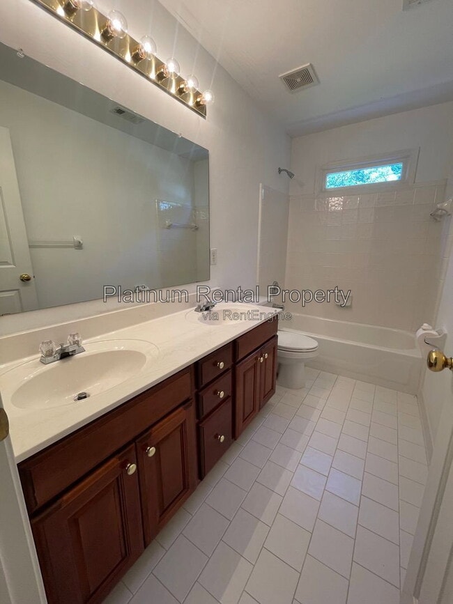 Building Photo - 720 Treadstone Ct