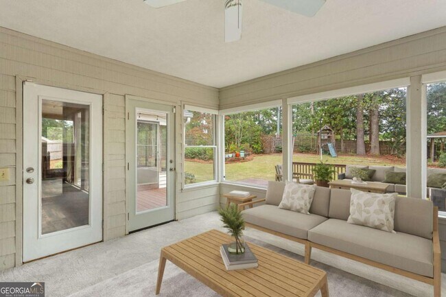 Building Photo - 1375 Mosswood Ln SE