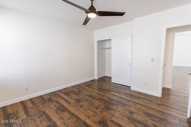 Building Photo - 341 E 14th St