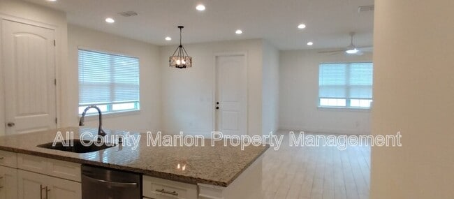 Building Photo - 3855 SE 138th St