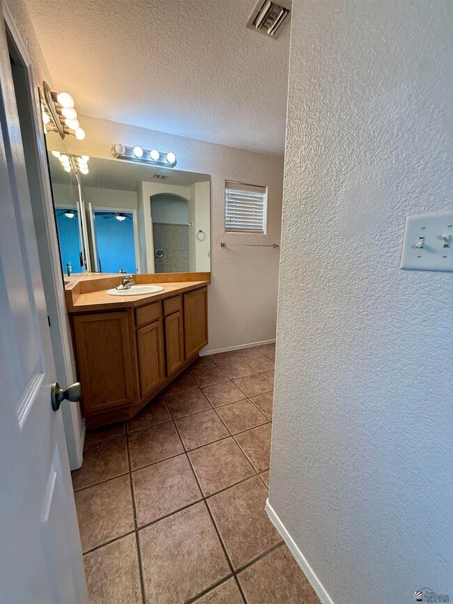 Building Photo - 11800 Eclipse Ct