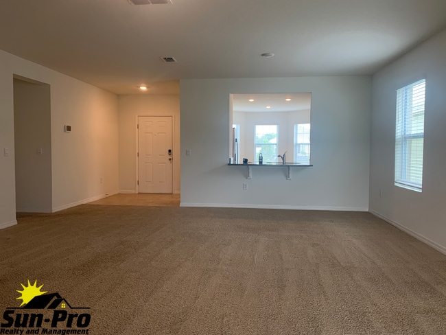 Building Photo - 2007 Glenbrooke Rd.