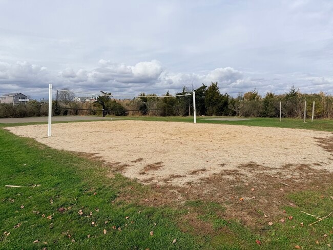 Building Photo - 113 Seaside Ave