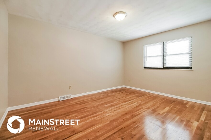 Building Photo - 1889 Birkdale Dr