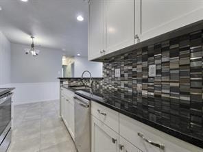 Building Photo - 9802 Hundred Oaks Cir