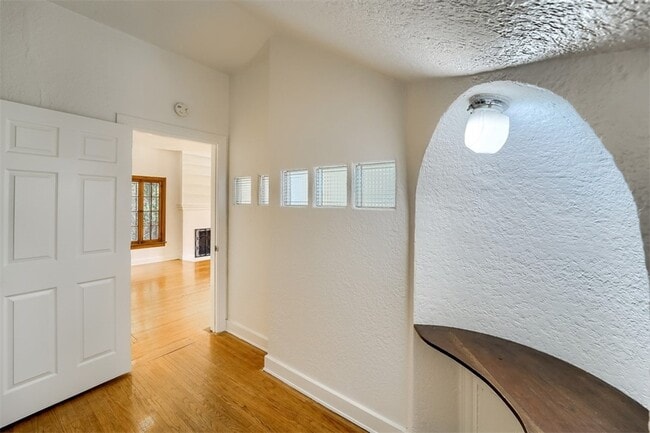 Building Photo - 5924 Graciosa Dr