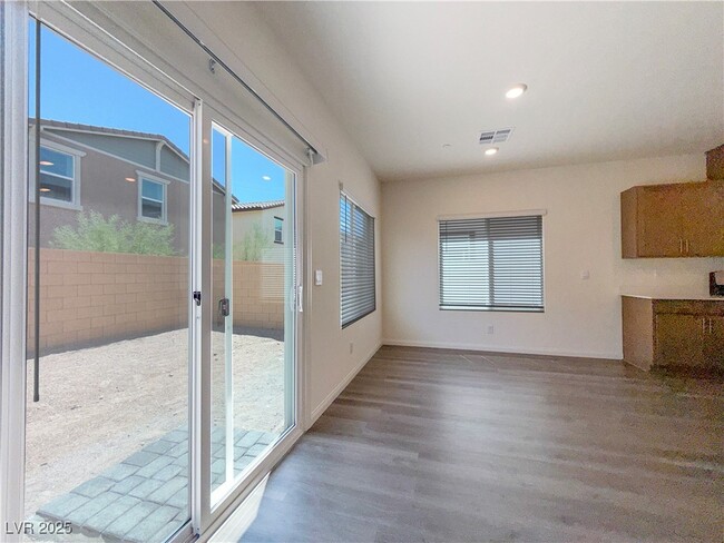 Building Photo - 1134 Northern Cardinal Dr