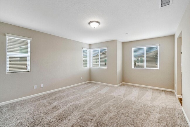 Building Photo - 1116 Encore Wy W