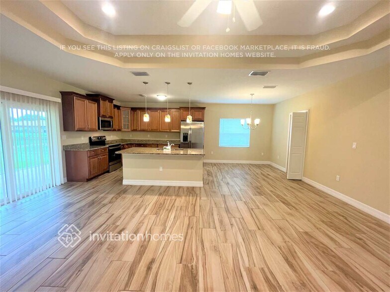 Building Photo - 26439 Barbinos Dr