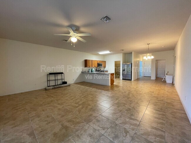 Building Photo - 1622 SW 16th Ct