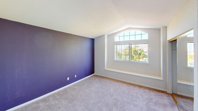 Building Photo - 4700 Hunter Peak Ct