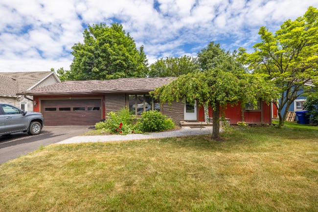 Building Photo - 58 Dutchess Dr