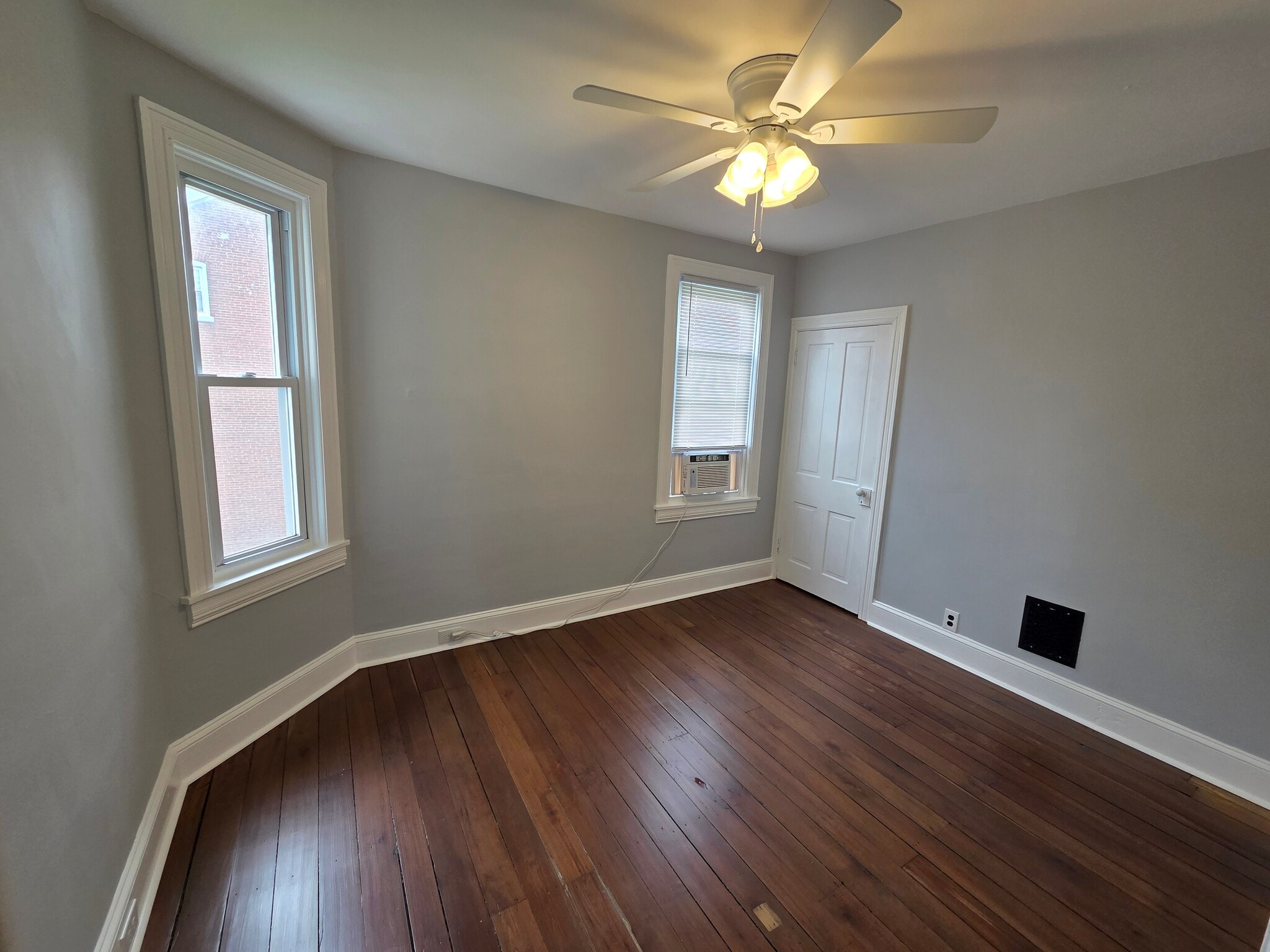 Bedroom 2 - 146 E 2nd St