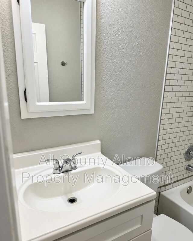 Building Photo - 429 Zachry Dr