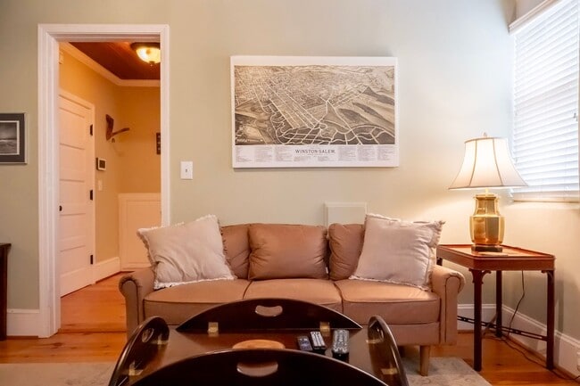 Building Photo - ***Furnished***Charming Historical Home for Lease in Downtown Winston-Salem