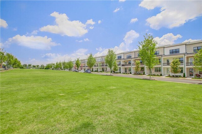 Building Photo - 147 Harlow Cir