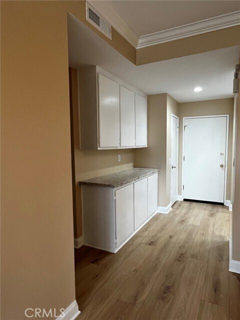 Building Photo - 30902 Club House Dr