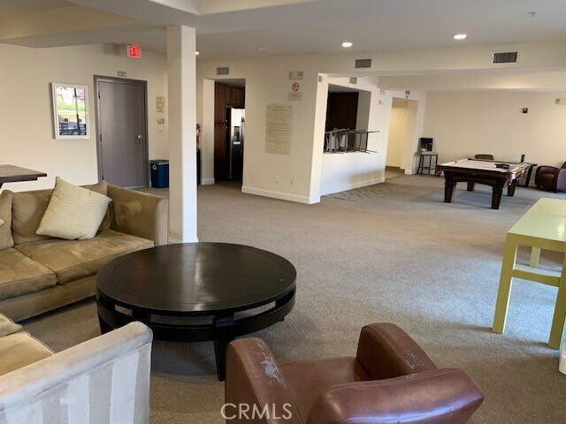 Building Photo - 360 W Ave 26