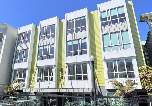 Building Photo - 606 Capp St