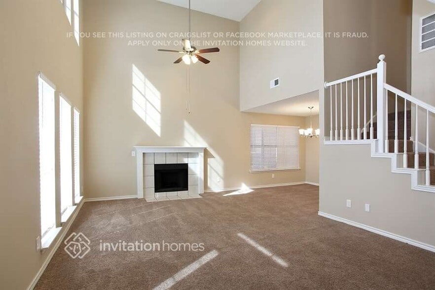 Building Photo - 10900 Huntington Rd