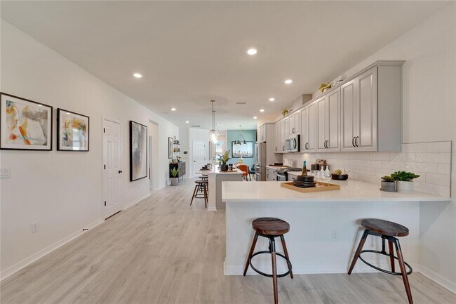 Building Photo - 5414 Silver Sun Dr