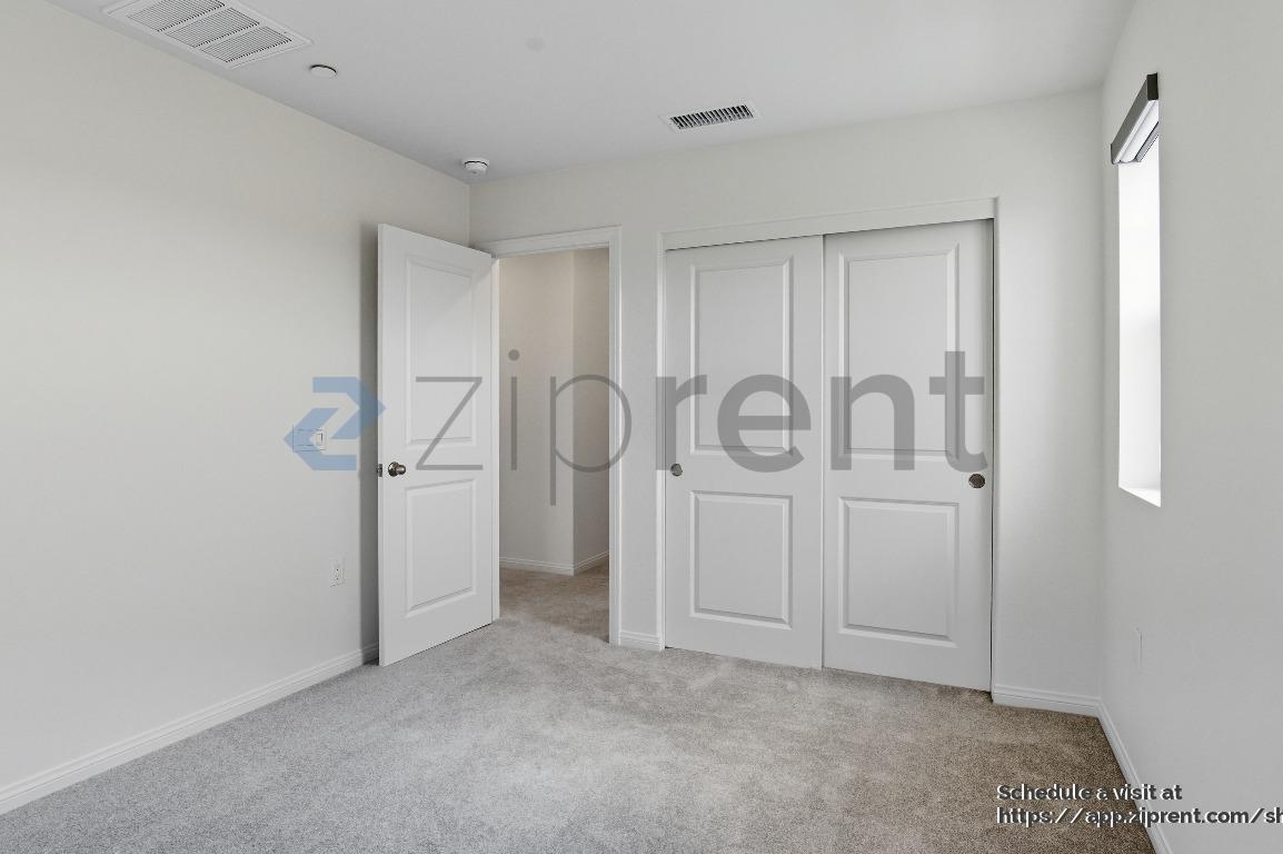 Building Photo - 8554 Midway Ln