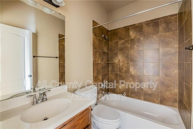 Building Photo - 18712 Leigh Ln