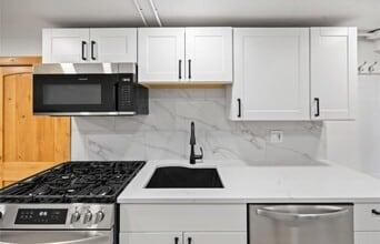 Building Photo - 5014 W 36th Ave