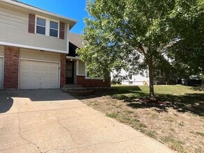 Building Photo - 11800 Caenen St